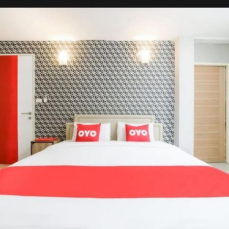 Hari Om Delhi Darbar Hotell Pattaya Exteriör bild