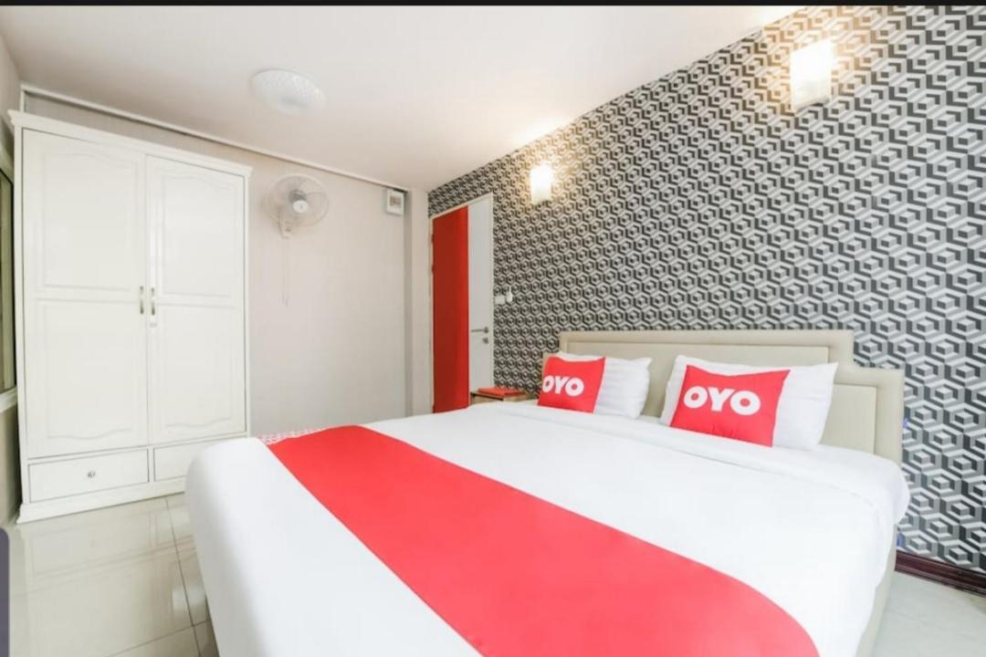 Hari Om Delhi Darbar Hotell Pattaya Exteriör bild
